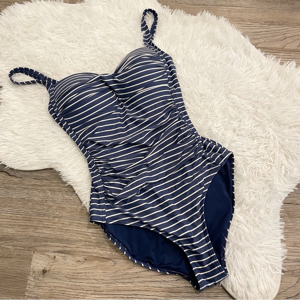 NIPTUCK Swimsuit Navy Stripe 6 Slimming Ruched Small Nautical Coastal - Picture 3 of 12